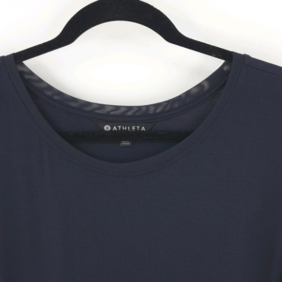 Athleta breezy tank 2x navy - Picture 3 of 6